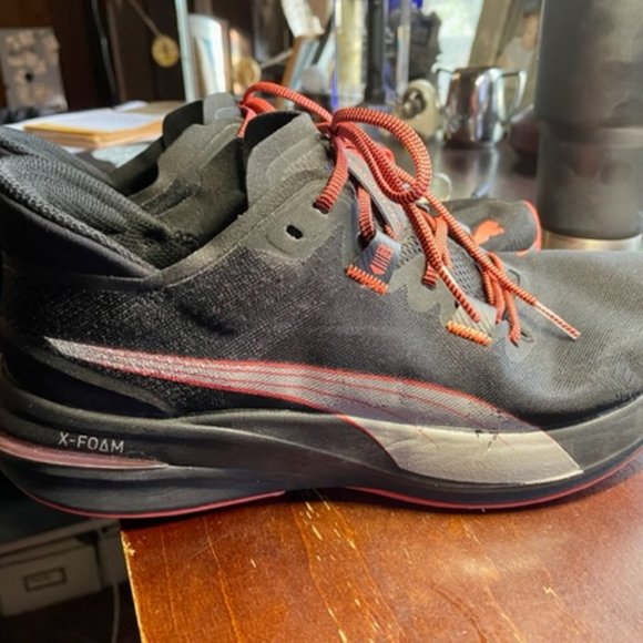 Puma NITRO Running Shoes size 9 (with carbon plate) - Picture 2 of 6